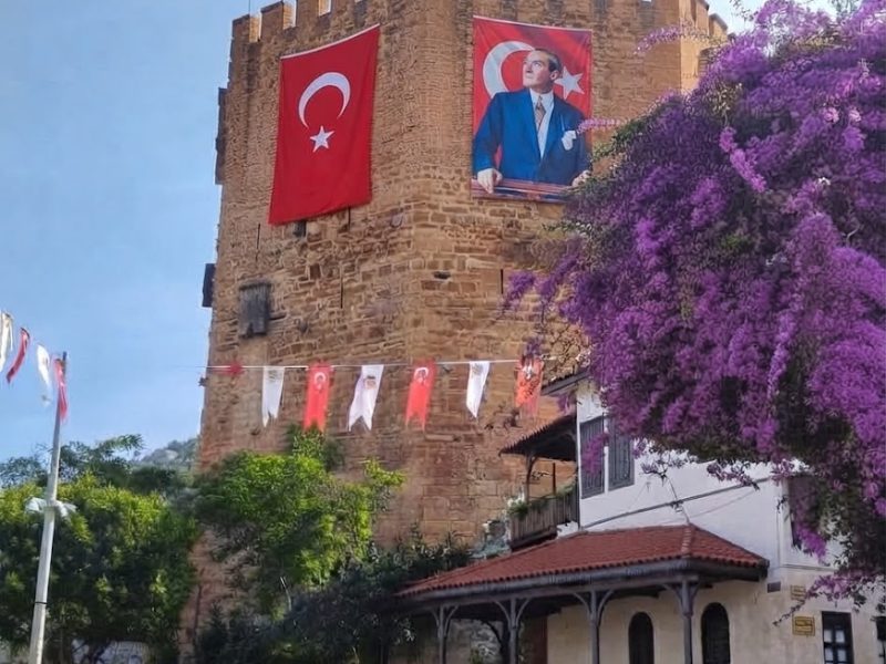 Kızıl Kule